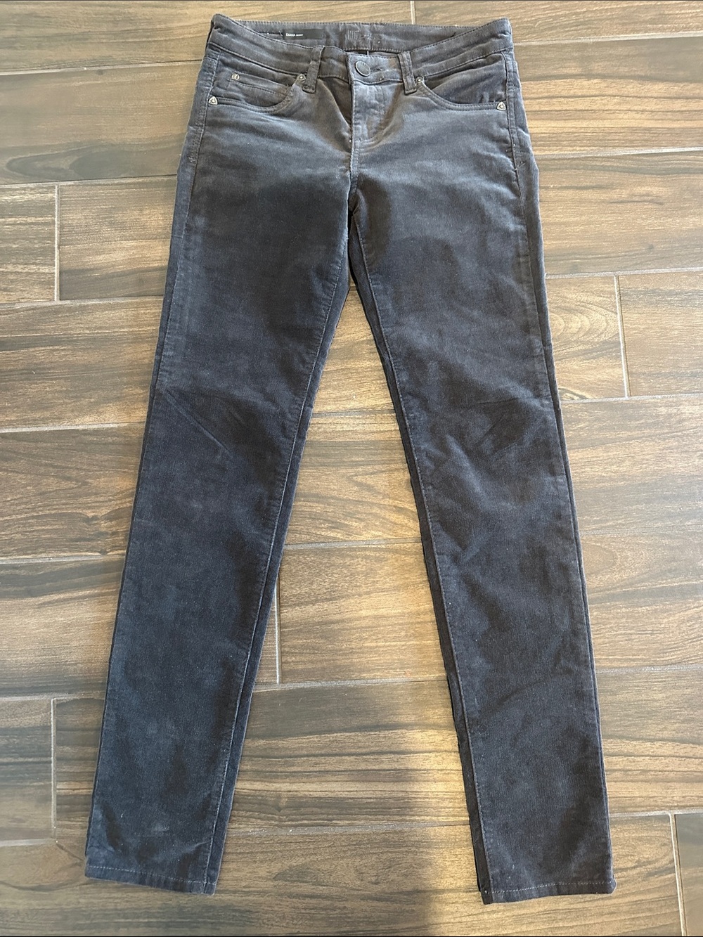 Kut from the Kloth Women’s dark gray Diana Skinny Jeans 2 corduroy